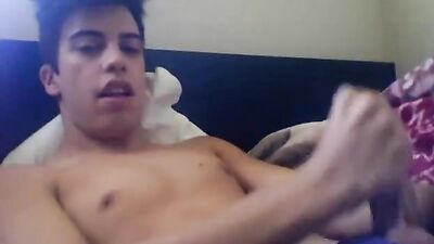 Heatwave: The Ultimate Web-Cam Cum Shot Champ!