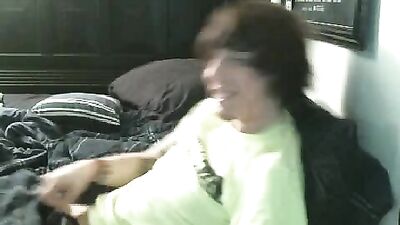 Young Charming Masturbating Web-Cam Handjob: A Cum Shots Delight!