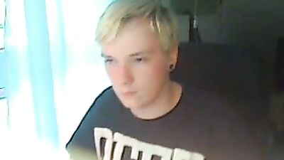 Blonde Cam-Wanker: Amateur Web-Cam Experience