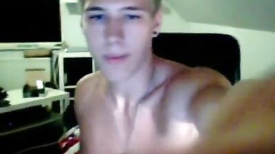 Young Yankee Handjob - Cum Shots Blond Boys!