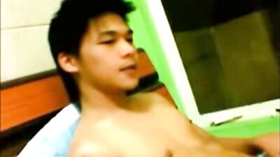 Asian Web-Cam Handjob - Gee!!