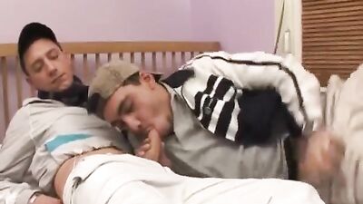 Fuck Buddies Get It On: Bareback Encounters