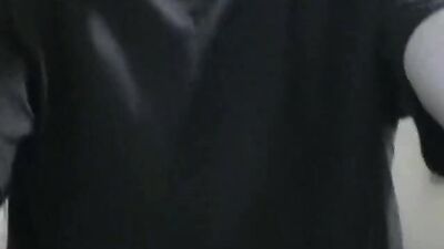 Jerking Off Amateurs: One-Handed Orgasms!