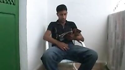 ARAB YOUNG GUY HANDJOB: Exploring New Cum Shots with Amateur Asian Porn Stars!