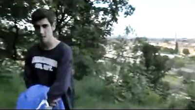 Jerking him off in public: Amateur Gay Porn Exposure