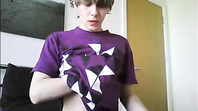 Twink HD Wank Fest - Cumming on Camera like never before!