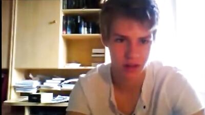 Blond Twink Cums with Gaga Beats - A Young and Hot Chat Buddy Pleases Himself while Listening to the Pop Stars Music