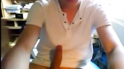 Blond Twink Cums with Gaga Beats - A Young and Hot Chat Buddy Pleases Himself while Listening to the Pop Stars Music