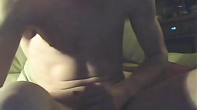 Jerking Off Amateur in Green Boxers: Boys Webcam Erotica!