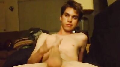 Gay Porn: Bounching balls - The Ultimate Experience! Gay Porn: Bouncing Balls of Passion - A Thrilling Ride