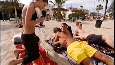 Fun Dare: Old TV Porn Turns Heat Up!