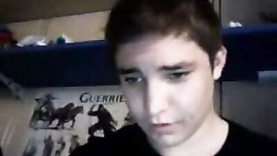 2 Wanking Amateurs - The Ultimate Web-Cam Experience!