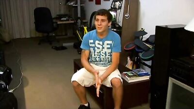 Young Man Gets Sucked by Amateur Straight Boys in Hot Twink Video!