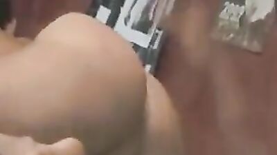 Moaning with a stranger - A bareback encounter in the bedroom