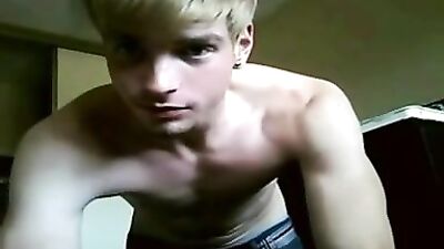 Canadian Hottie Seeks More Amateur Blond Boys on Cam4!