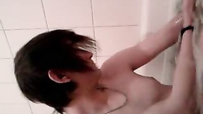 Emo Bad: Dresdens Sensual Desire