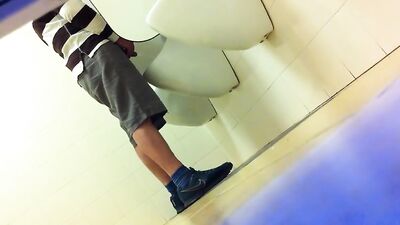 Urinal Exposure: Spy Straight Lads Reveal All!