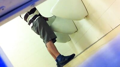 Urinal Exposure: Spy Straight Lads Reveal All!