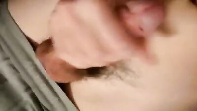 Alex17 Close up twink on his back: The Ultimate Gay Porn Experience!