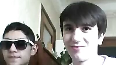 Gay Porn Amateurs: Uploaded by jericho 299 - Handjob Cum Shots!