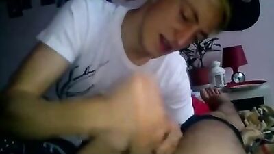 Gay Twink Cum Shots: Pov Cam Captures Friends Rogasm