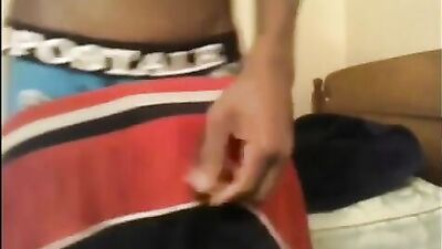 Black Sagging Twink Webcam Cumming - The Ultimate Amateur Experience!