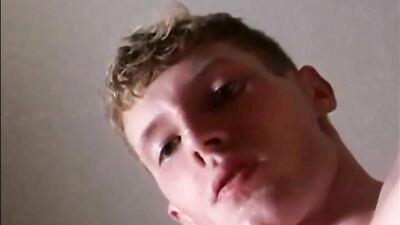 Ripped Solo Cumshots: Muscular Twink Abs and Big Cocks!