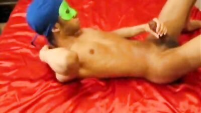 Black Valentines Day Wank: A Solo Web-Cam Show!