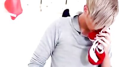 Blond Bareback Speedo Lovers Cum Shots