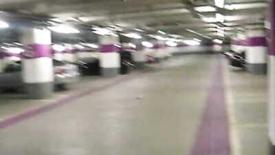 Handjob Hunters - Public Amateurs Seeking Car!