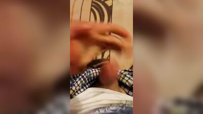 Mees Amateur Solo Handjob - Wichsen: Hardcore Gay Porn Video!