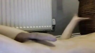 Gay Love at first sight - Amateur Cum Shots Handjob