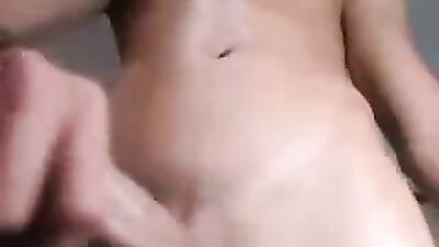 Masturbates waiting for you: Amateur Cum Shots Handjob