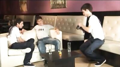 Double Dirty Twinks: Threesome Action with Bareback Cum-Shots!