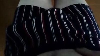 Medical Stud: Amateur Dildo Action!