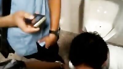 Gangbang Suckfest: Action Amateur Asian Guy Gets Sucked Off!