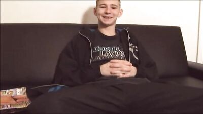 Young and Blissful: Andys Cumshot Adventure