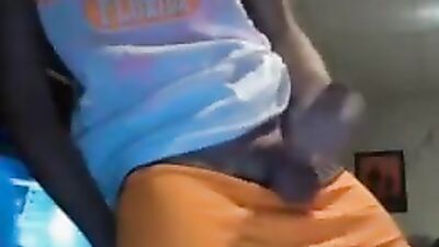 Good Tablet: Amateur Cum Shots Handjob!