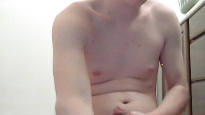 Miam,mIAM: Blond Boys Cumshot Handjob Explosion!