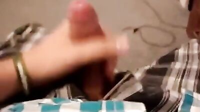 Natural Lube Amateurs: Cum Shots Galore!