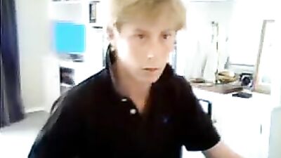 Australian Cumshots: Aussie Blond Boys Handjob!