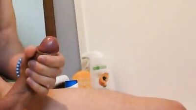 Webcam Cum Squeeze: Horny Wankers Big Cock Amateur Explosion!