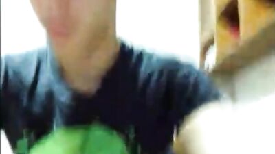 He teaches all no complaints - Amateur Bisexual Handjob