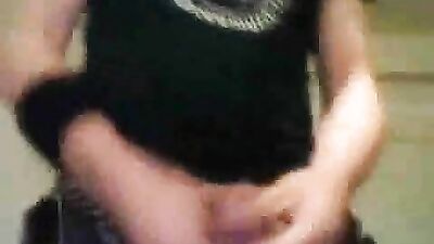 Enjoys Masturbating Amateurs Cum Shots Handjob: The Ultimate Experience!