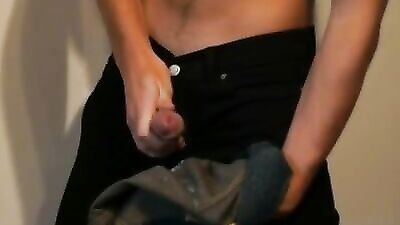 Levis Straw Thinking Handjob Cum Shots: The Ultimate Amateur Experience