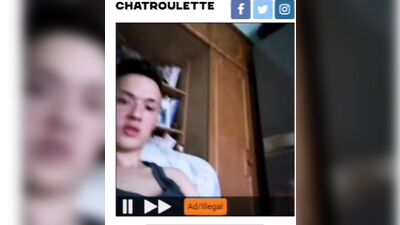 Webcam Twinks Selfie: Gay Solo Porn with Boy Watching