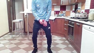 Cute Teen Boys Porn Dumps His Load In His Palm: Explore Gay Solo Cum Shots!