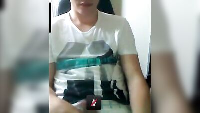 Young Webcam Boys - Gay Porn Hub Experience!