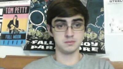 Gay Nerd Porn: Cuties Jerk off with Straight Boys Web-Cams!