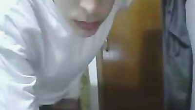 Arab Teen Boys Porn: Webcam Wank Revisited!